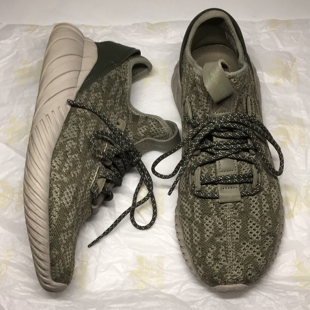Adidas shoes Tubular doom socks